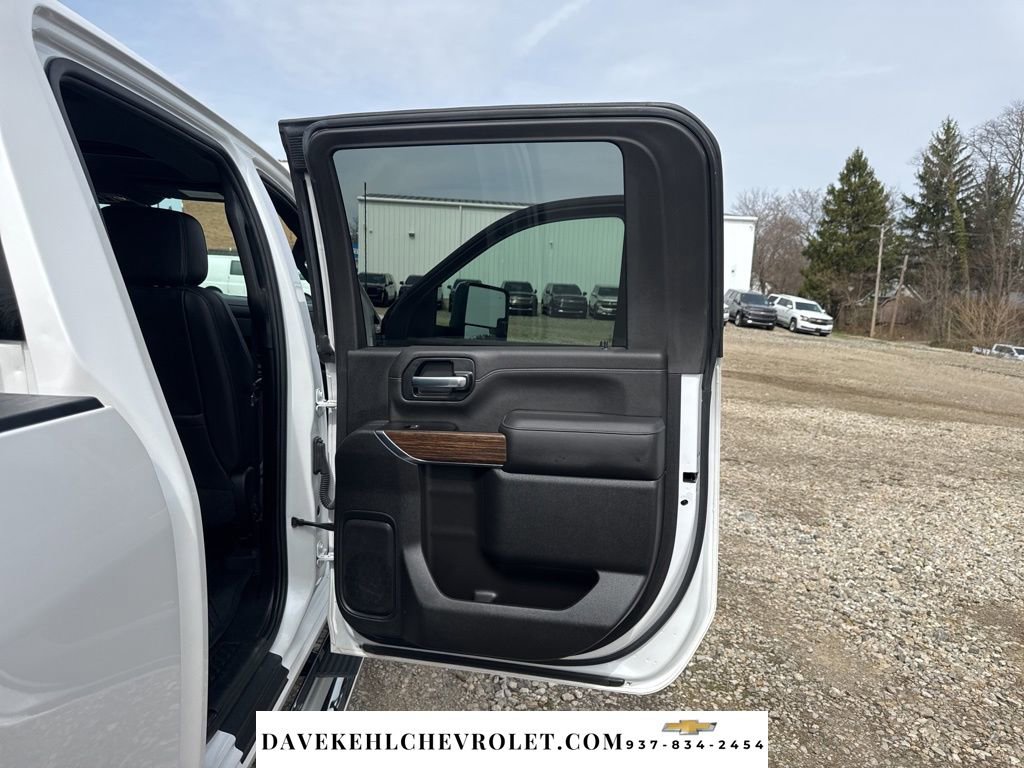 Used 2022 Chevrolet Silverado 3500 High Country w/ Safety Package II image 29
