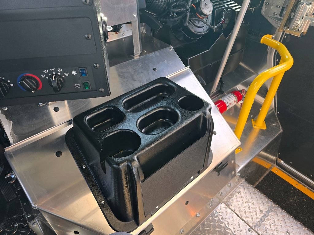 New 2026 Ford E-350 and Econoline 350 Super Duty w/ A/C Prep Package RWD image 25