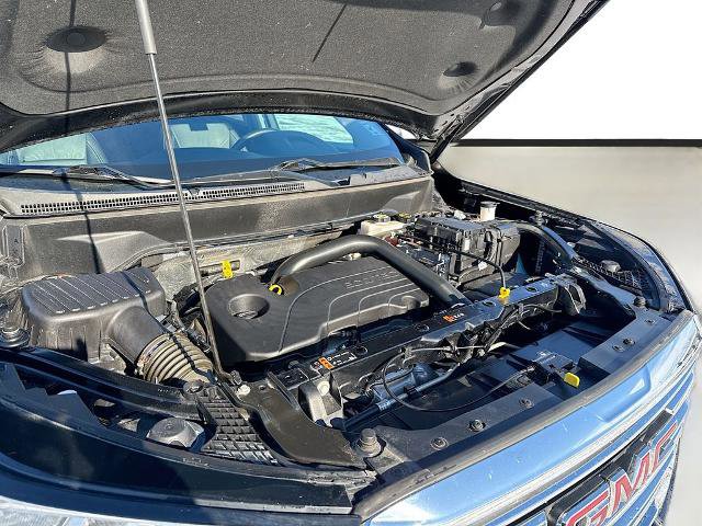 Used 2024 GMC Terrain SLT image 21