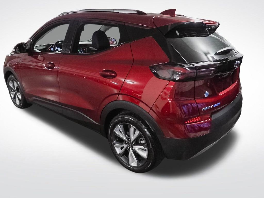 Used 2023 Chevrolet Bolt EUV LT w/ Convenience Package image 5