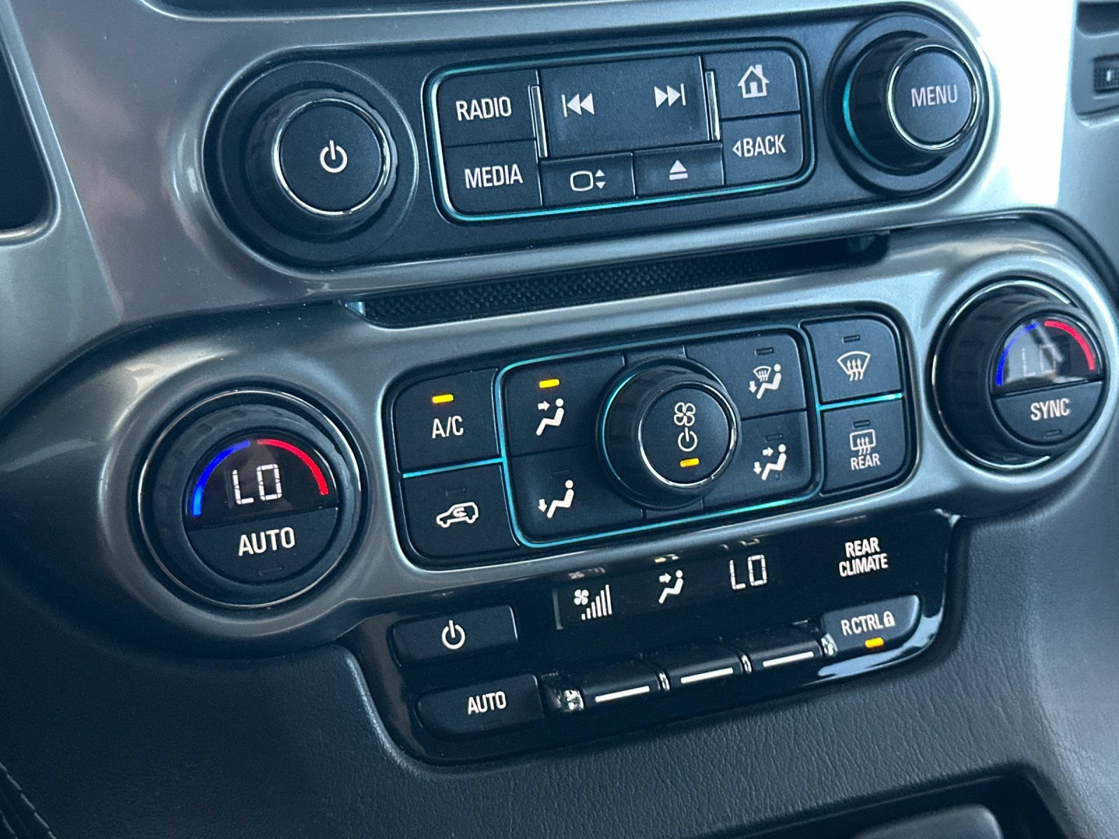 Used 2016 Chevrolet Tahoe LS RWD image 23