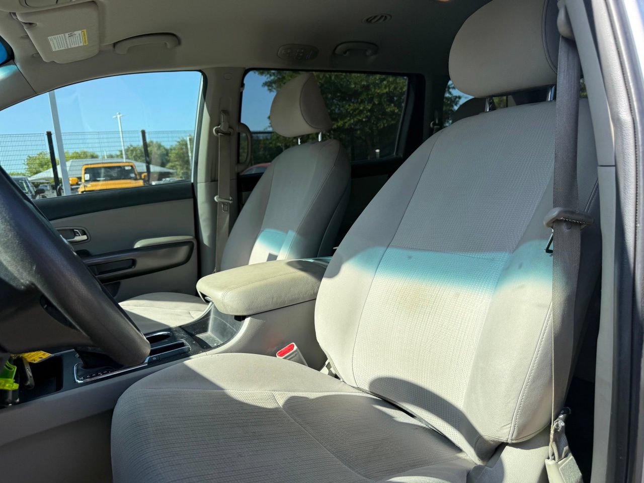 Used 2019 Kia Sedona LX FWD image 14