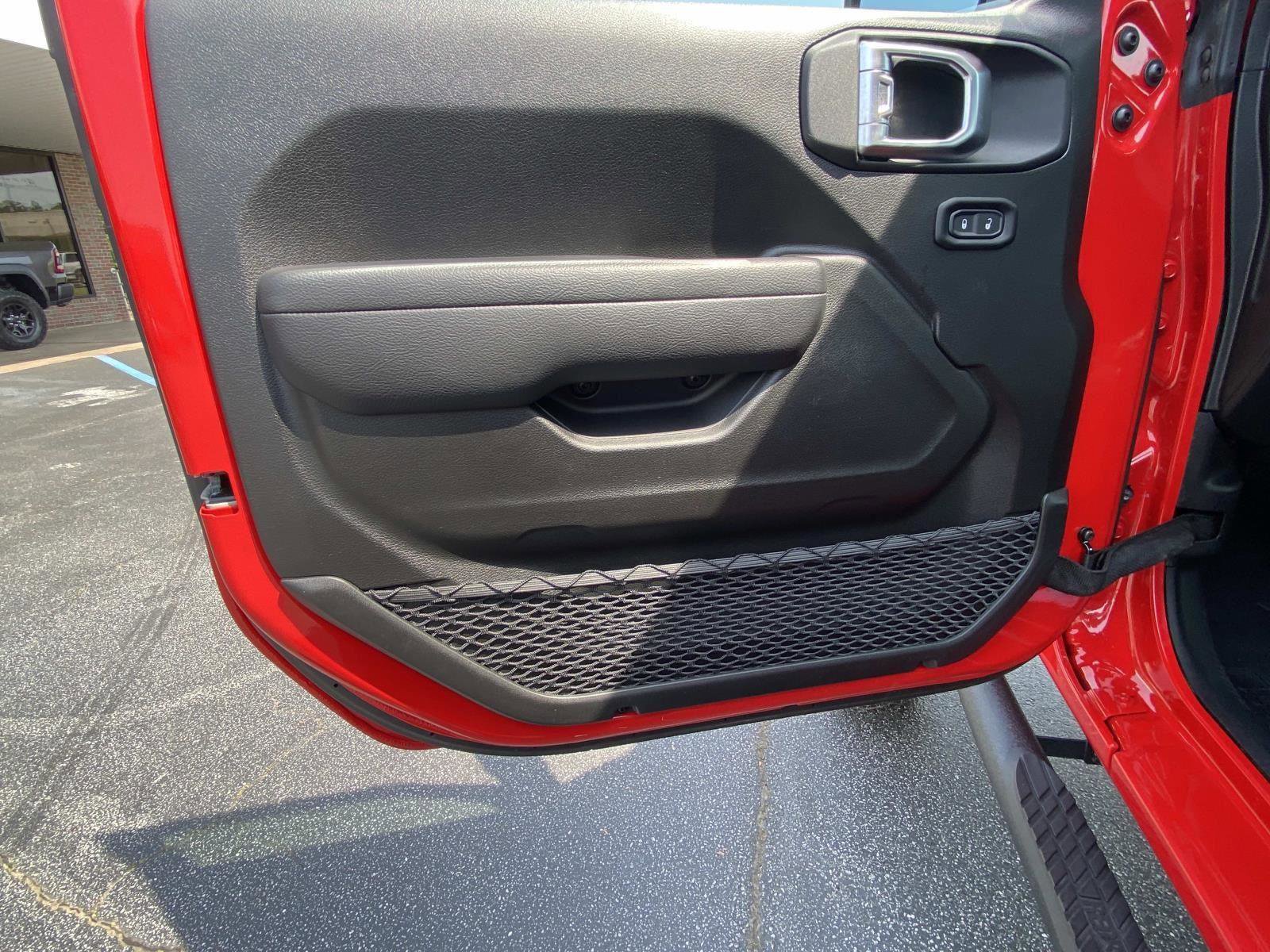 Certified 2025 Jeep Wrangler Sport image 18