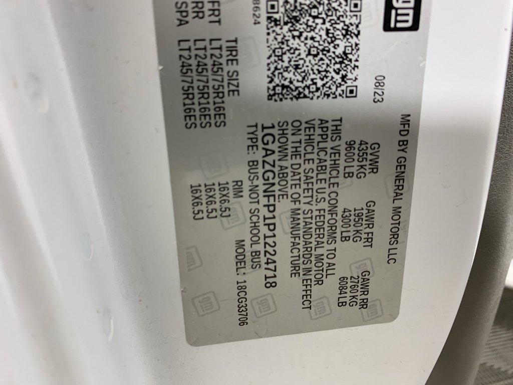 Used 2023 Chevrolet Express 3500 LS image 13