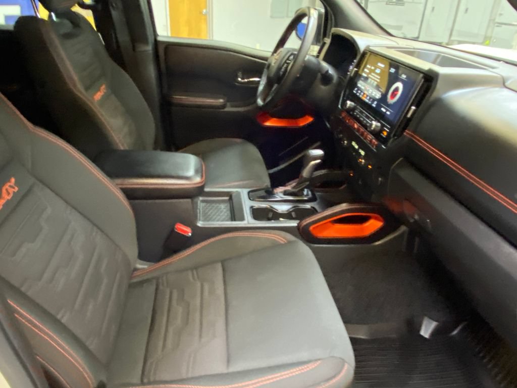 Used 2025 Nissan Frontier PRO-4X AWD/4WD image 27