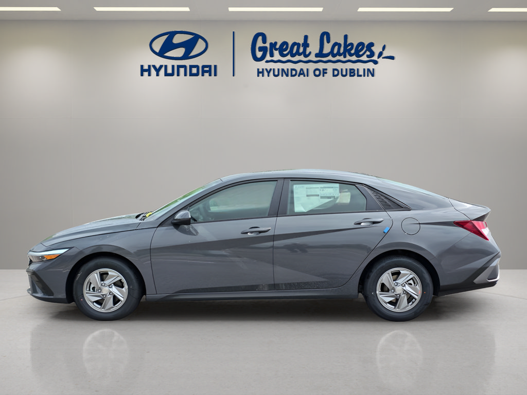 New 2026 Hyundai Elantra SE w/ Cargo Package FWD image 2