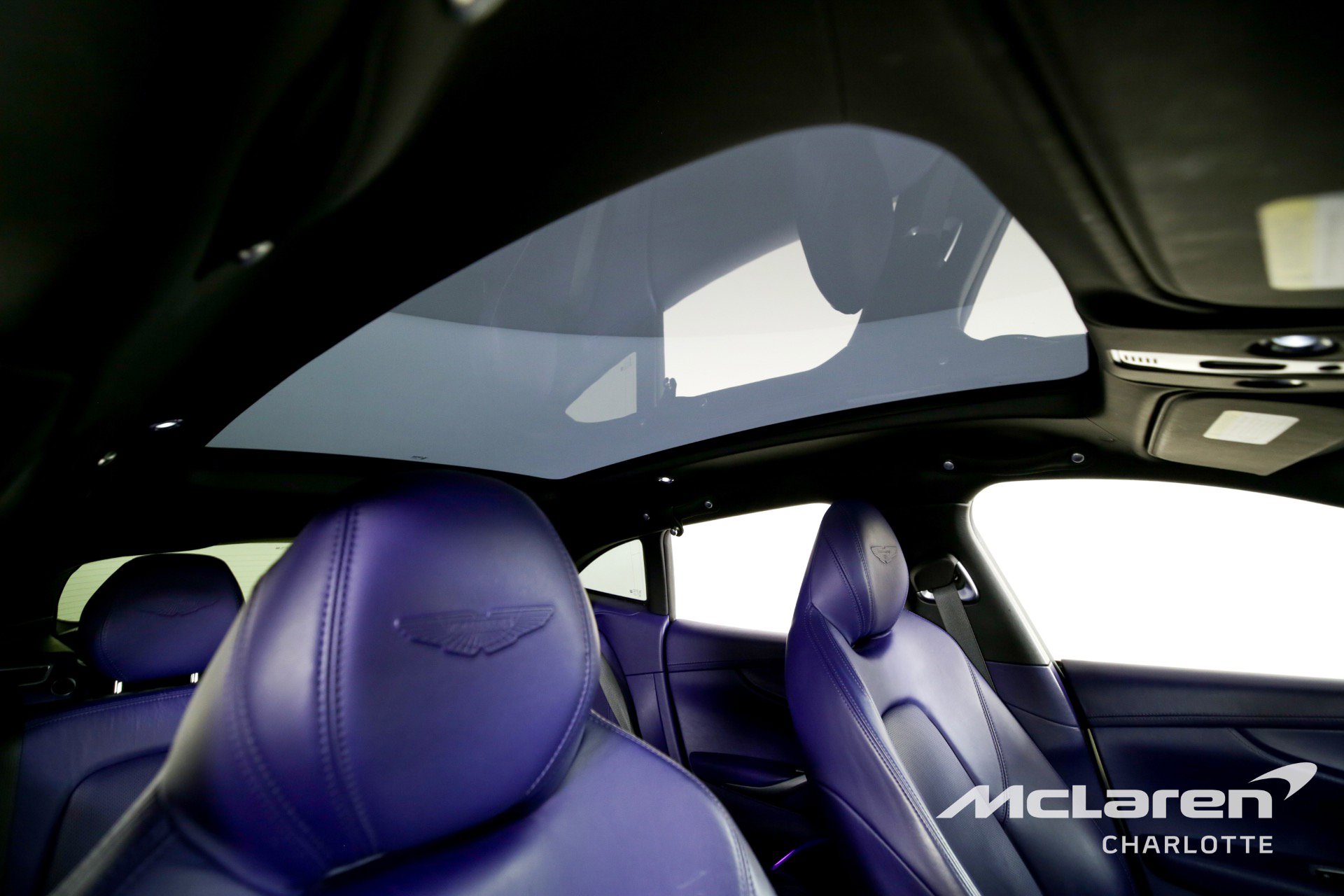 Used 2021 Aston Martin DBX image 30