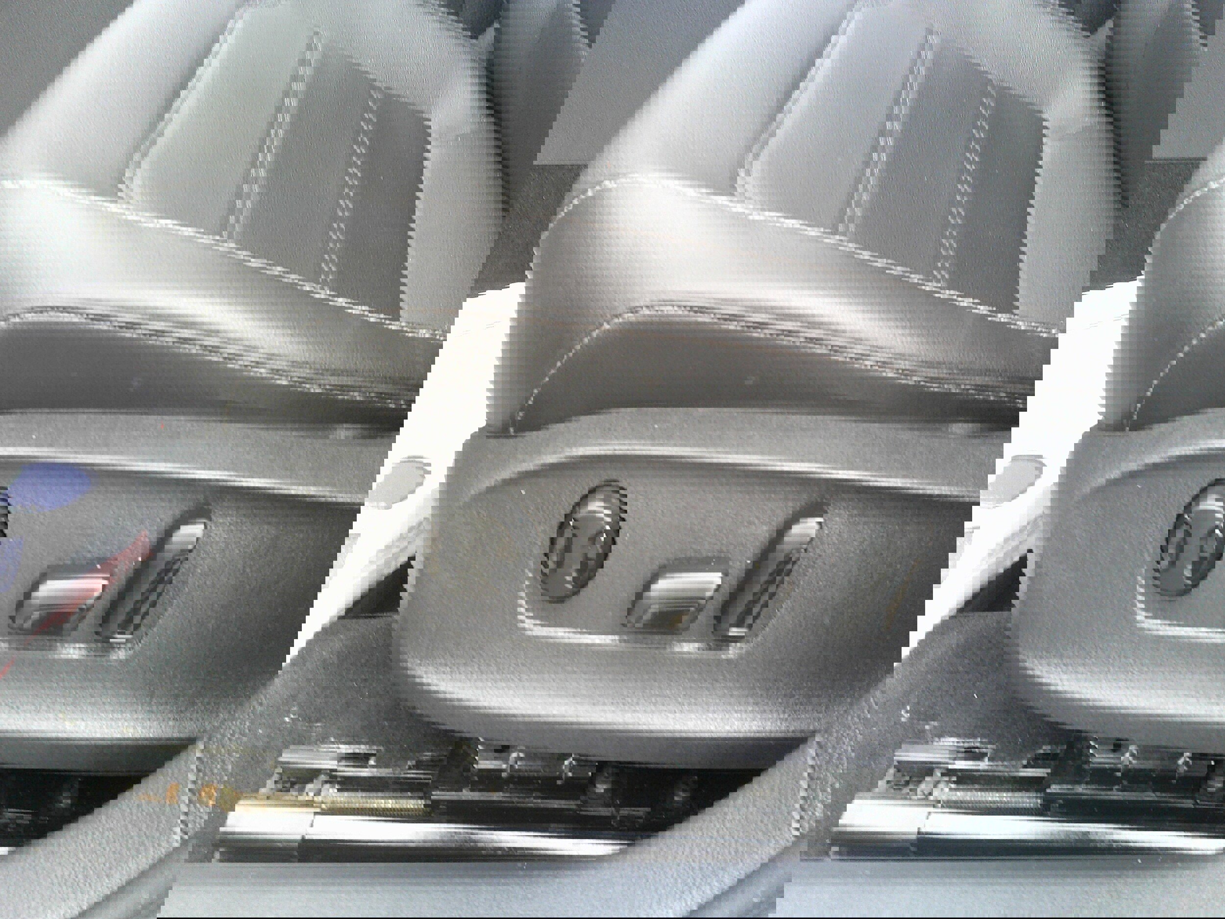 Used 2020 Volkswagen Passat 2.0T R-Line image 15