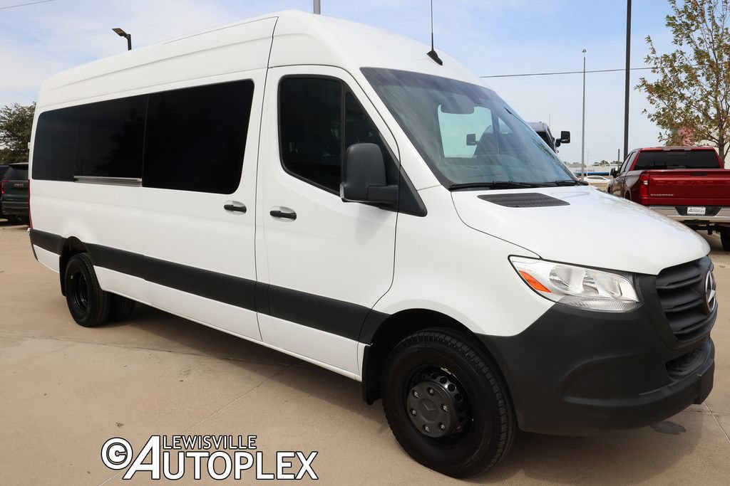 Used 2022 Mercedes-Benz Sprinter 3500 image 3