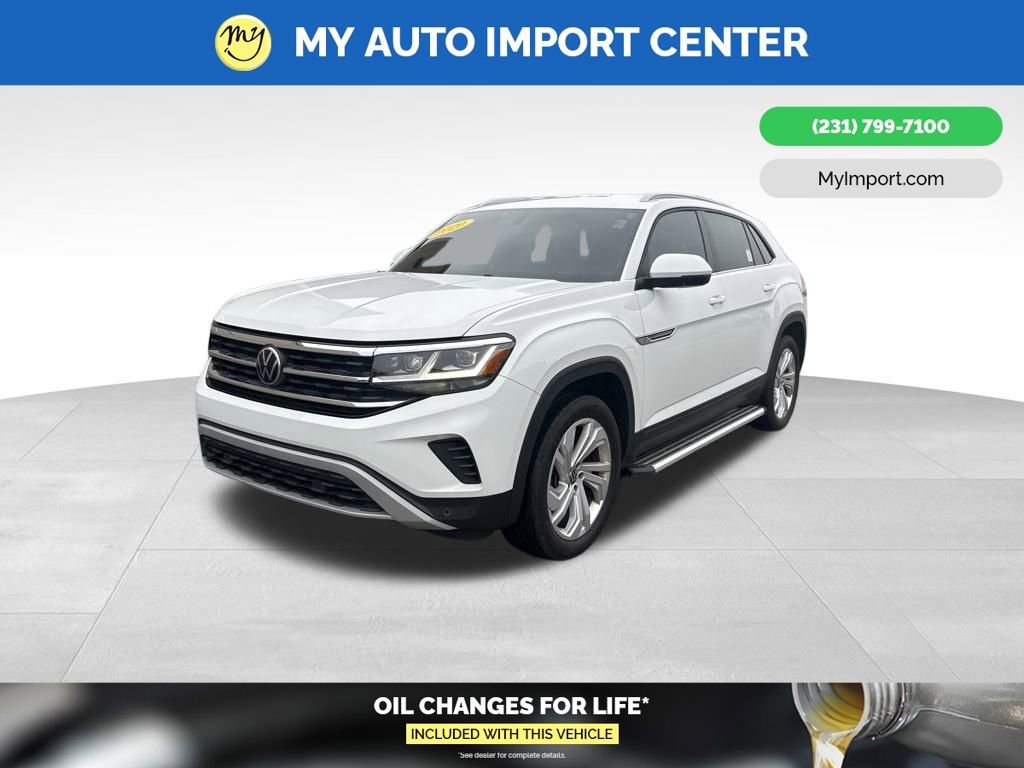 Used 2020 Volkswagen Atlas Cross Sport SE w/ Towing Package image 3