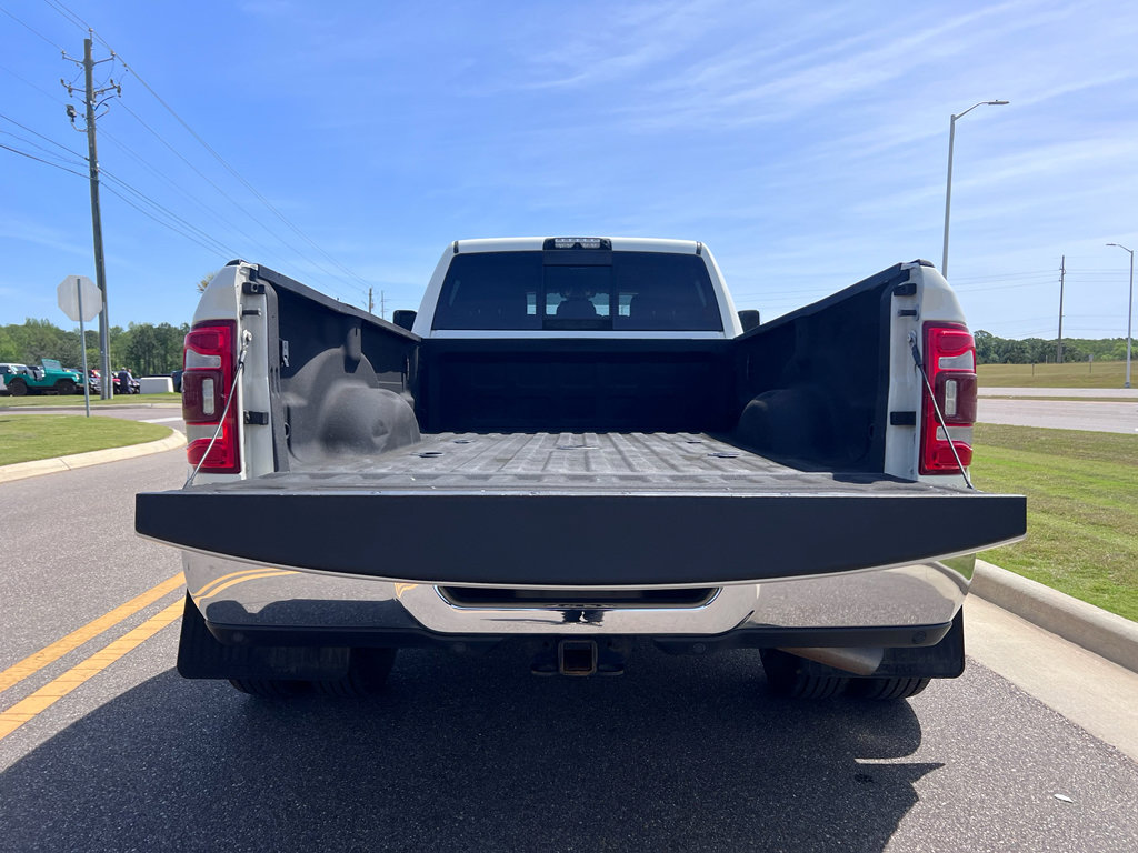 Used 2019 RAM 3500 Limited w/ Max Tow Package image 11