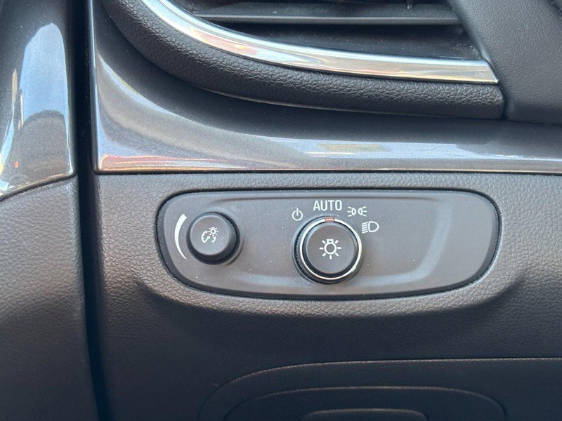 Used 2019 Buick Encore Preferred image 17