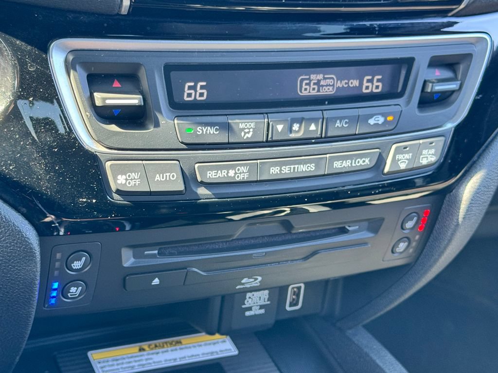 Used 2020 Honda Pilot Black Edition image 28