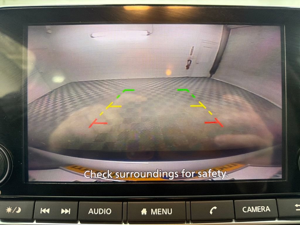 Used 2022 Nissan Rogue SV image 26