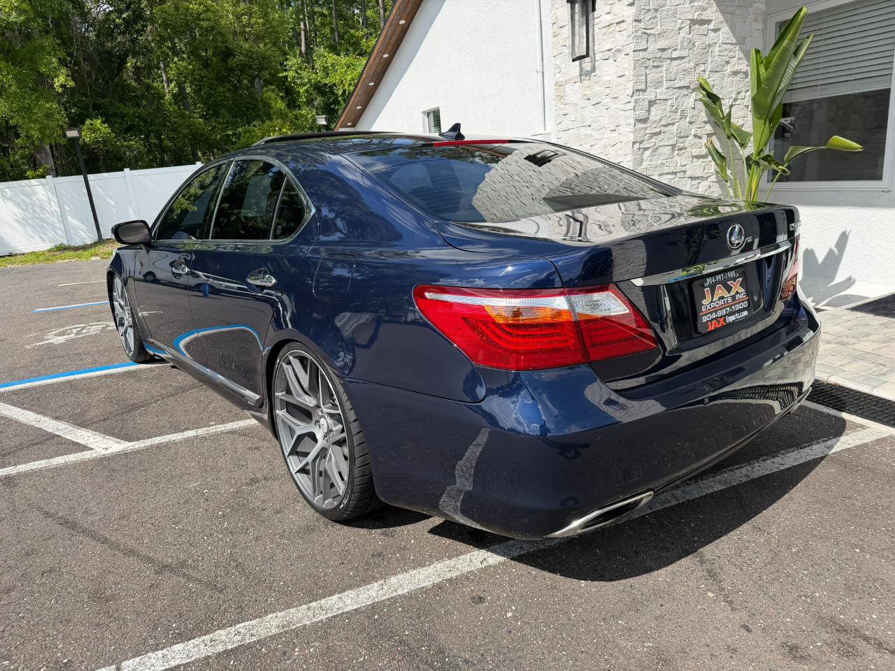 Used 2012 Lexus LS 460 w/ Luxury Value Edition RWD image 11
