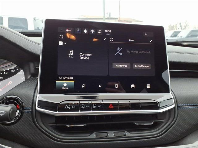 New 2026 Jeep Compass Latitude image 14