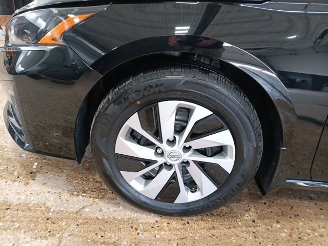 Certified 2025 Nissan Altima 2.5 S image 34