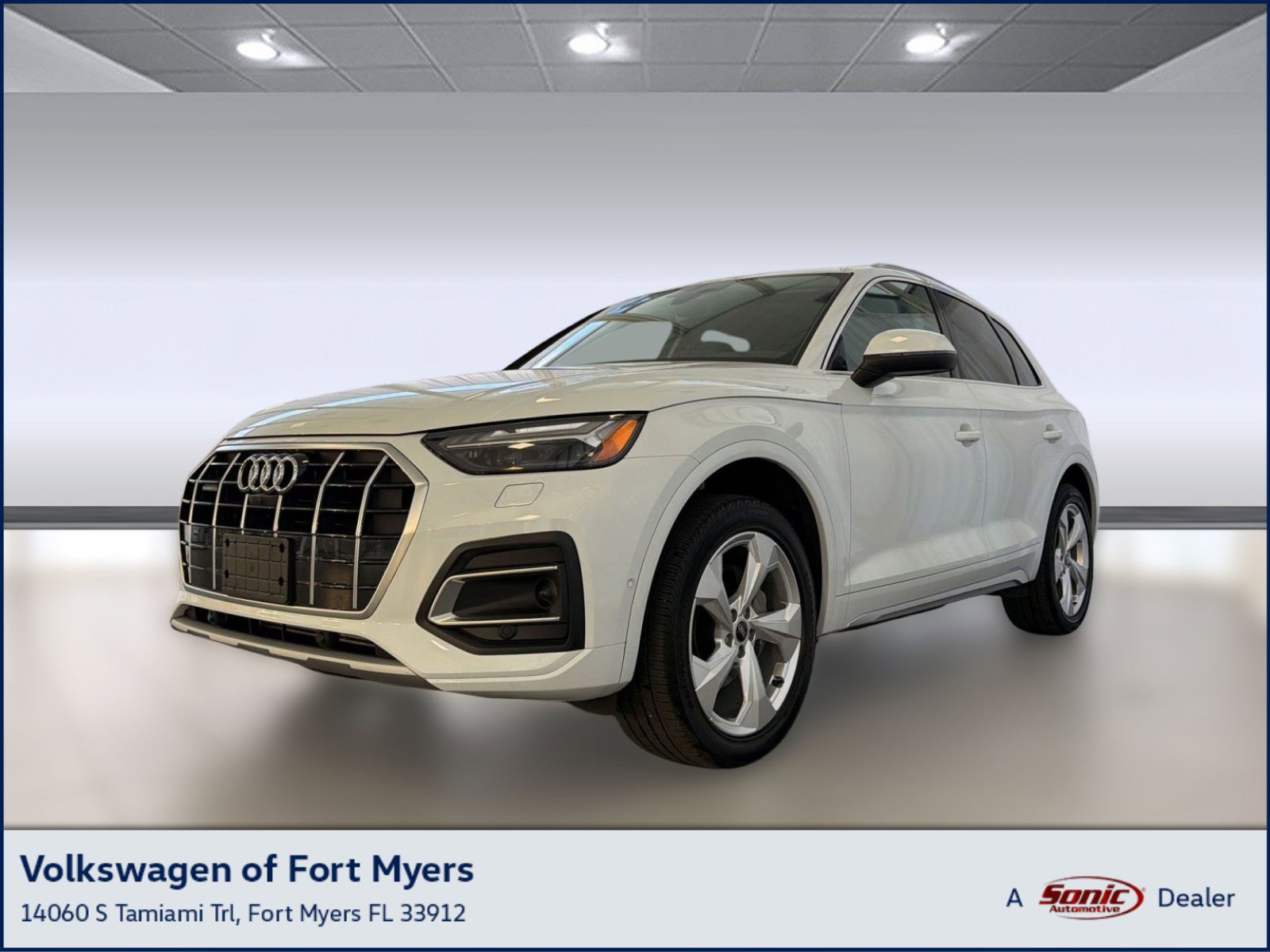 Used 2021 Audi Q5 Prestige w/ Prestige Package image 1