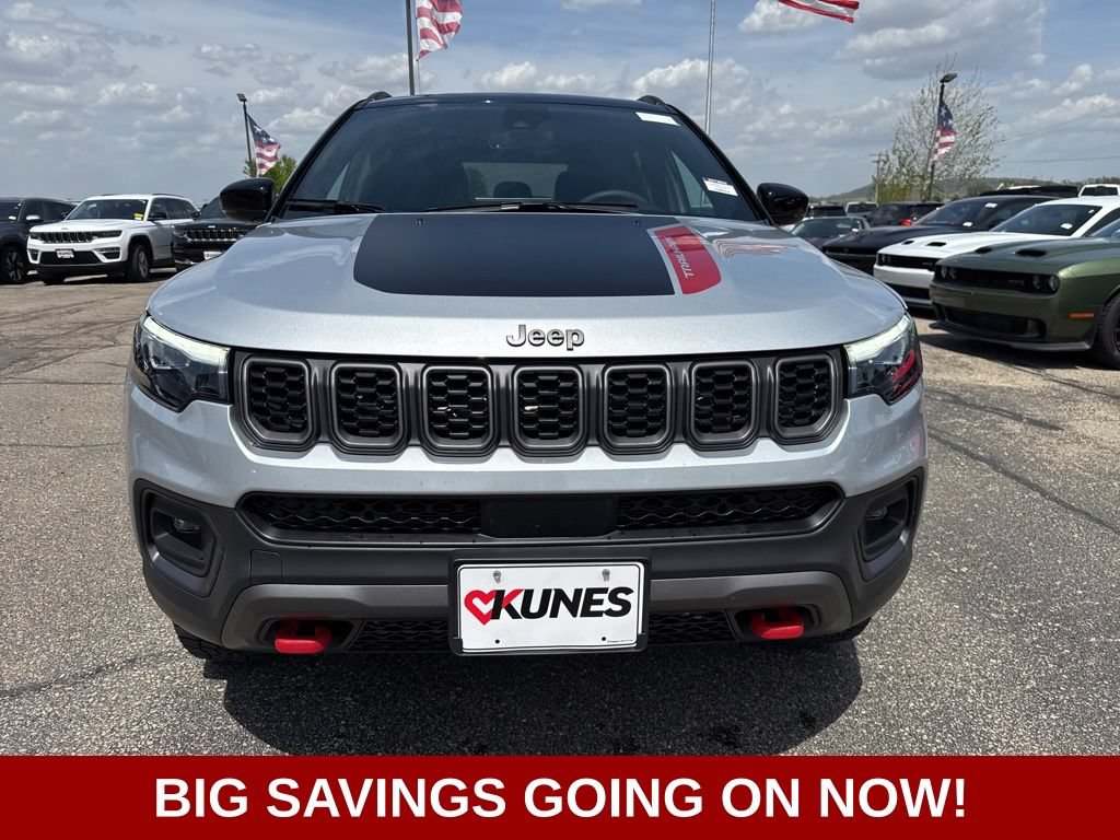 New 2025 Jeep Compass Trailhawk w/ Trailhawk Elite Group AWD/4WD image 11
