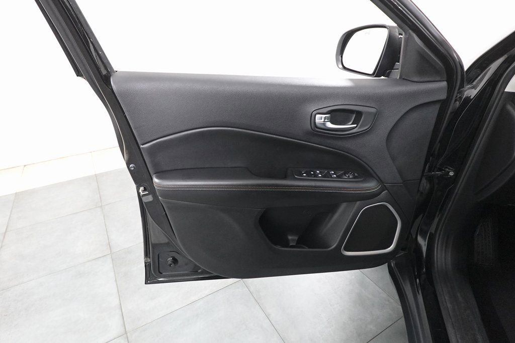 Used 2019 Jeep Compass Latitude image 7