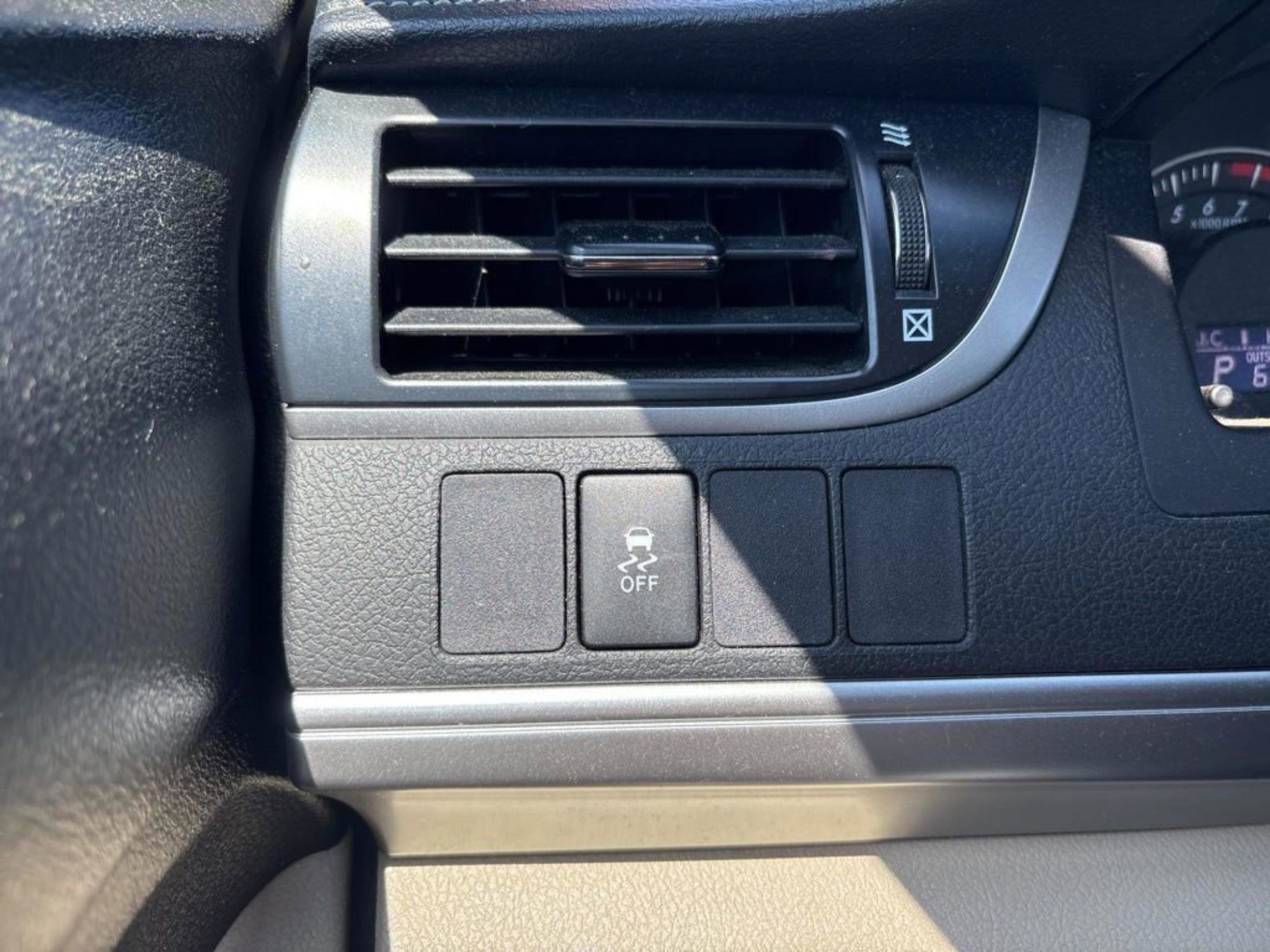 Used 2012 Toyota Camry LE image 20