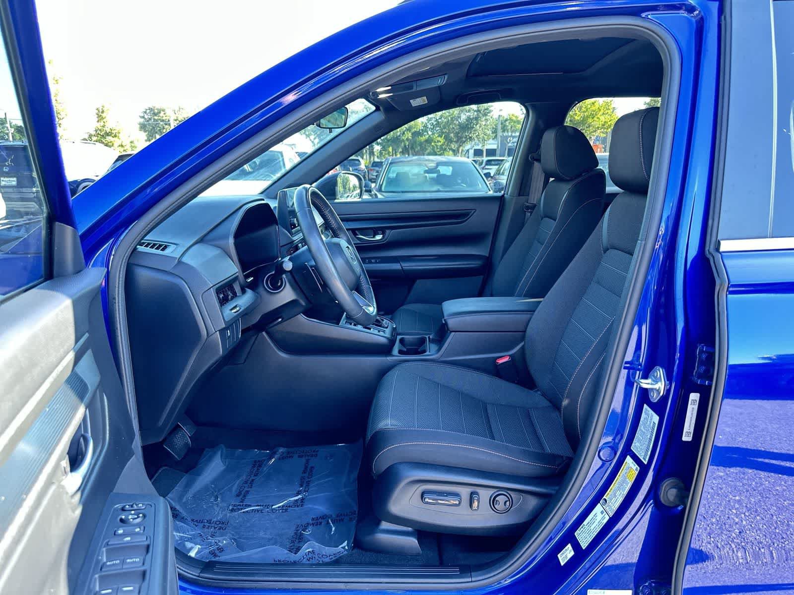 Used 2024 Honda CR-V Sport image 2
