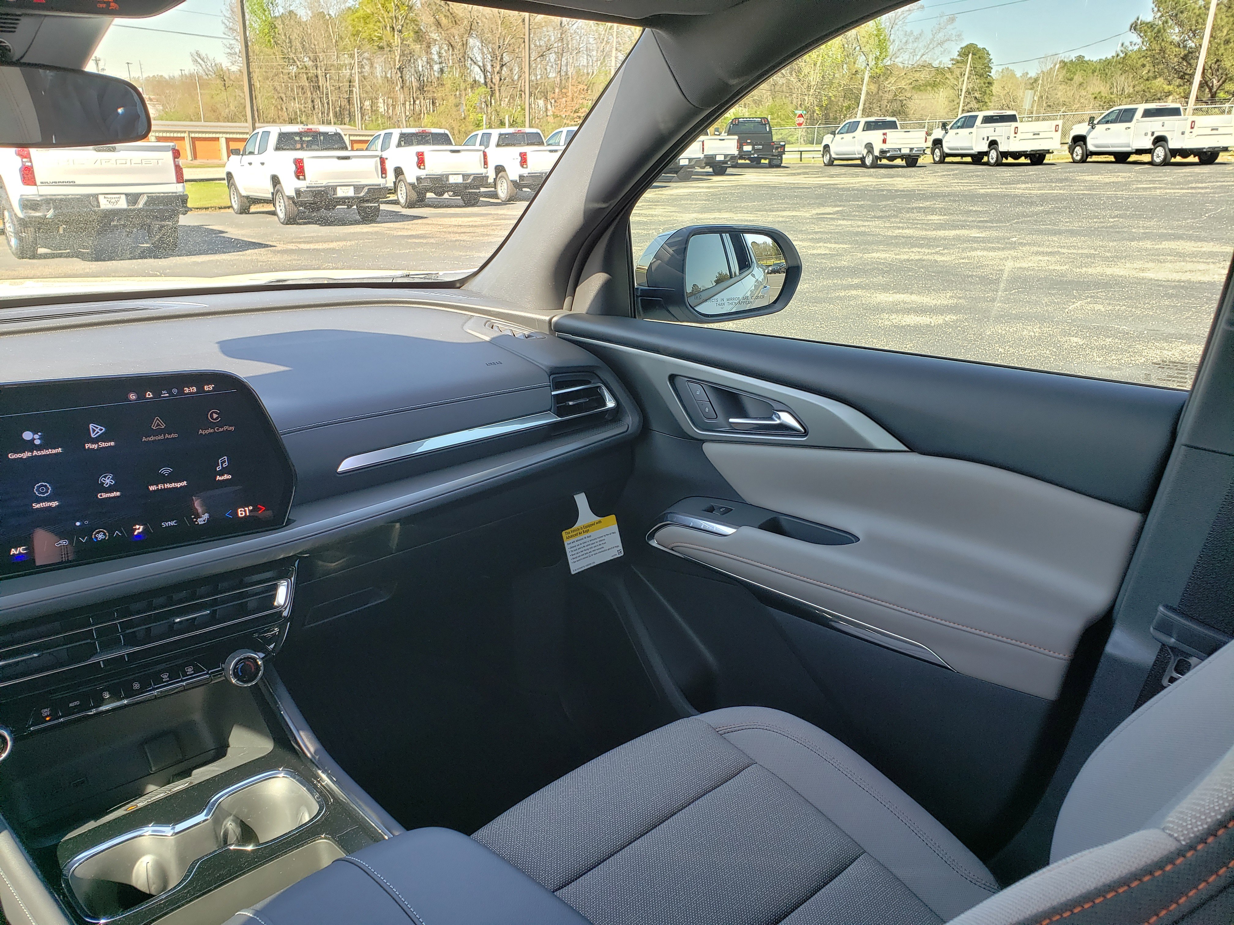 New 2026 Chevrolet Traverse LT w/ LPO, Floor Liner Package image 36
