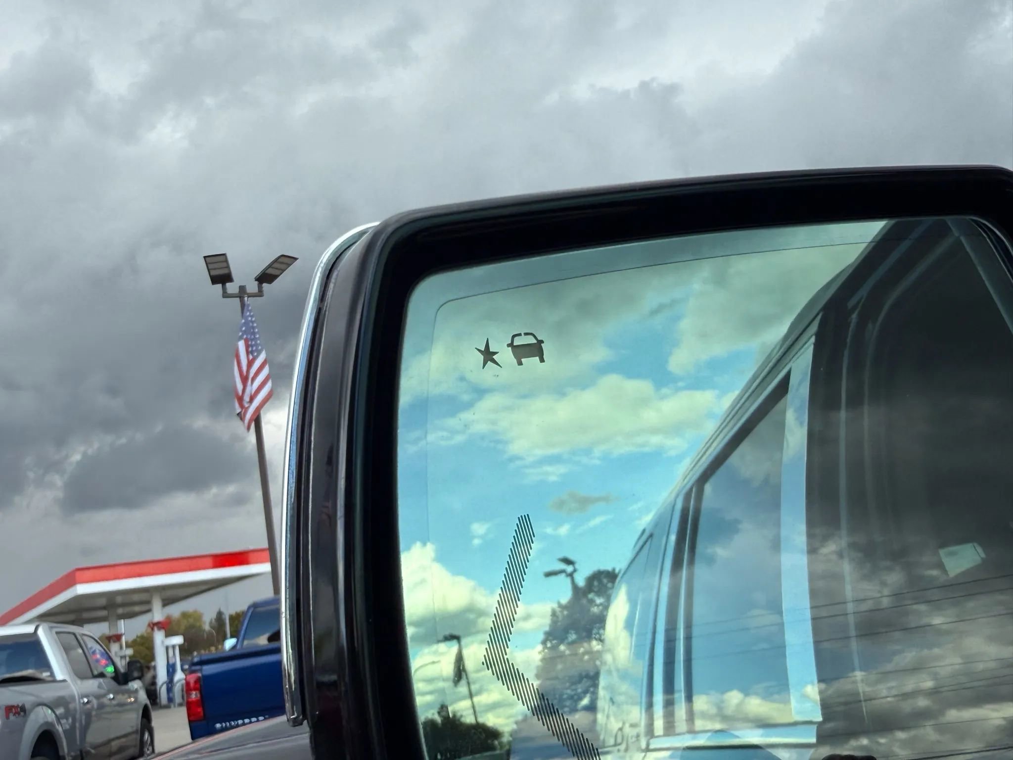 Used 2015 GMC Yukon SLT w/ Open Road Package image 15