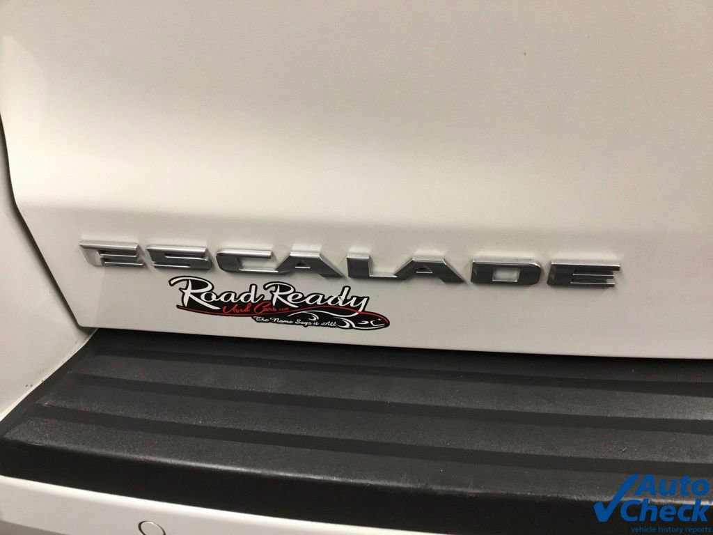 Used 2017 Cadillac Escalade Premium Luxury AWD/4WD image 14
