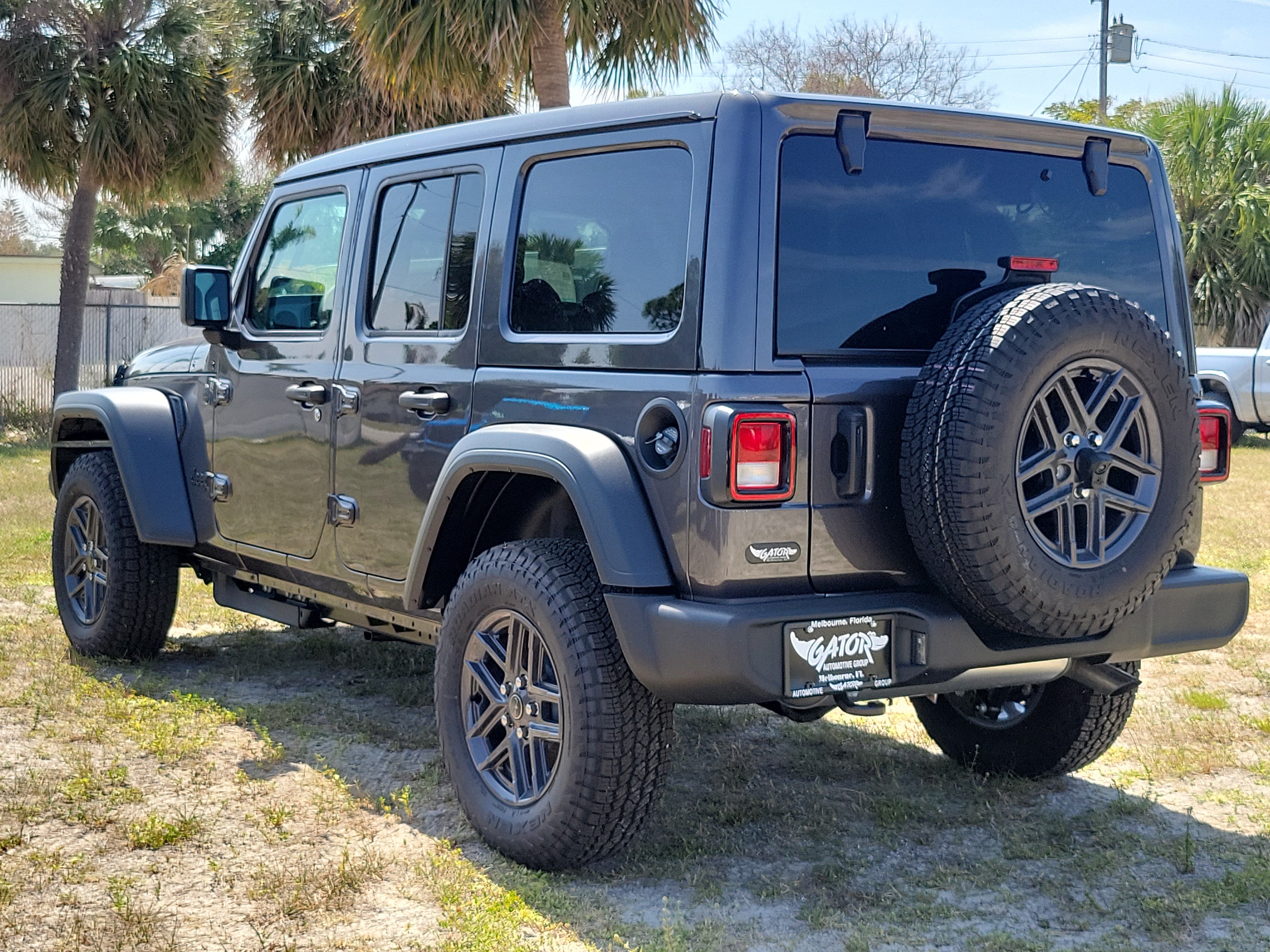 New 2026 Jeep Wrangler Unlimited Sport AWD/4WD image 3