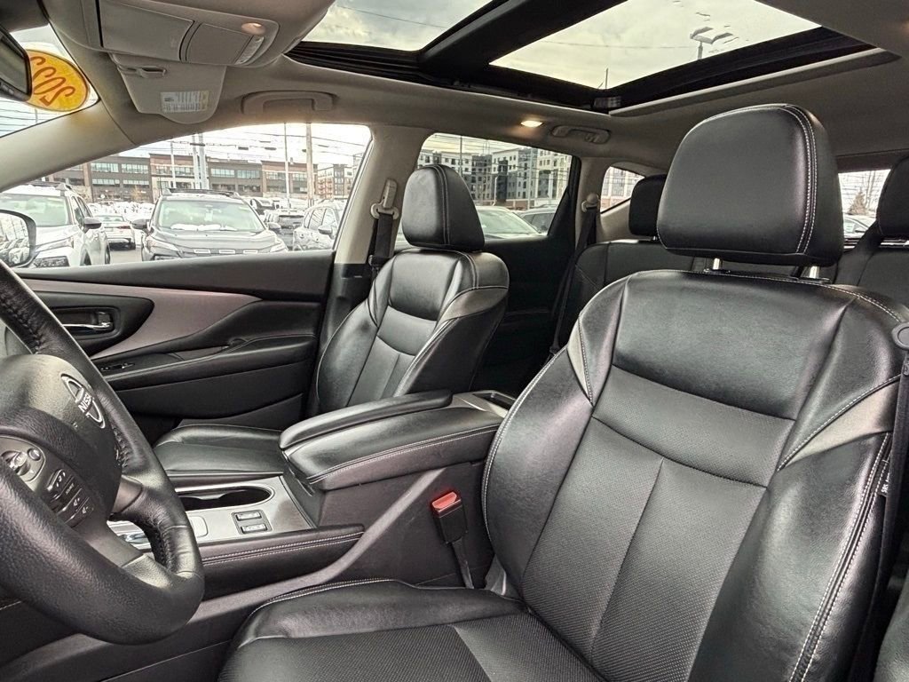 Used 2023 Nissan Murano SL image 16