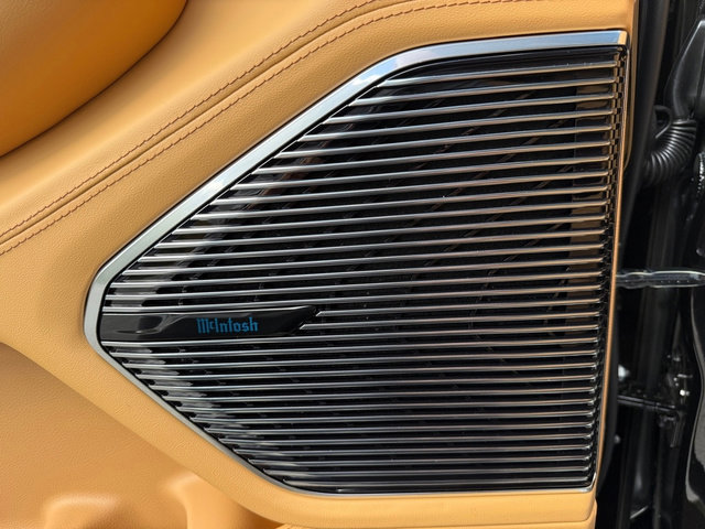 New 2025 Jeep Grand Cherokee Summit image 15