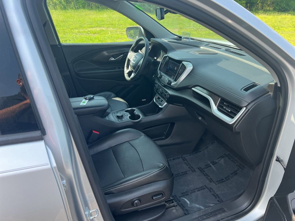 Certified 2022 GMC Terrain SLT w/ Infotainment Package II image 8