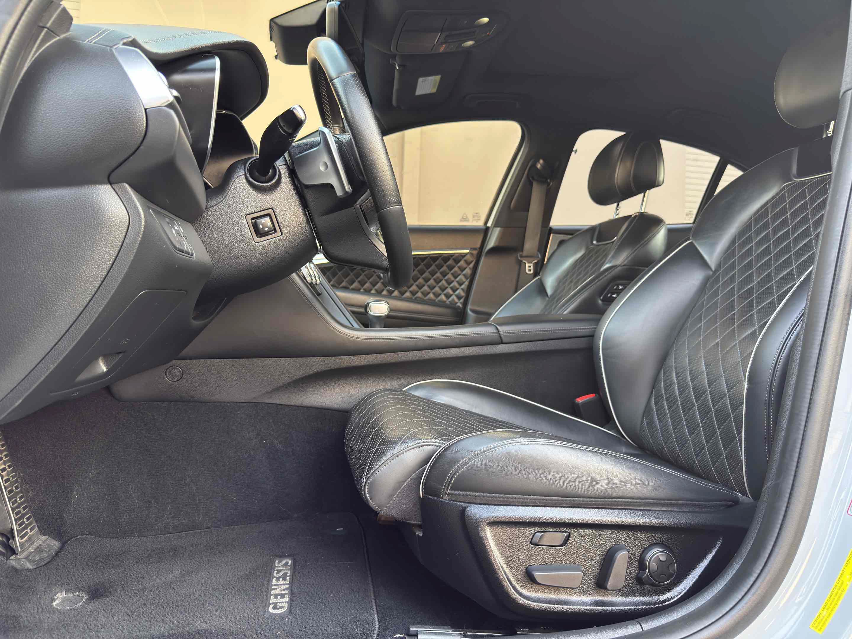 Used 2019 Genesis G70 3.3T Advanced w/ Sport Package RWD image 49