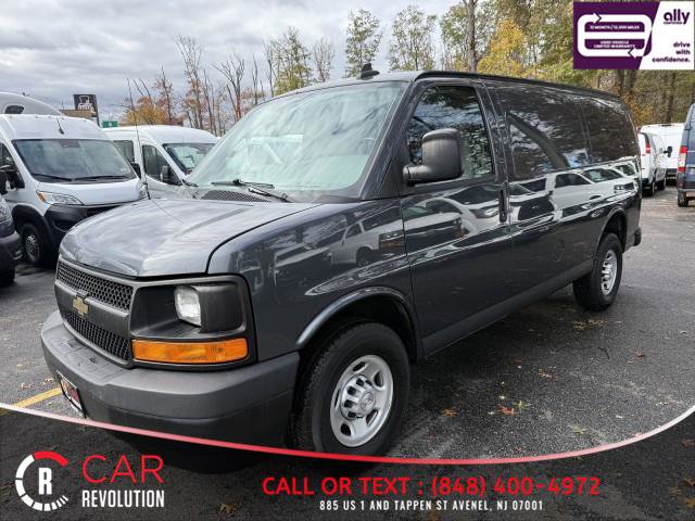 Used 2017 Chevrolet Express 2500 image 3