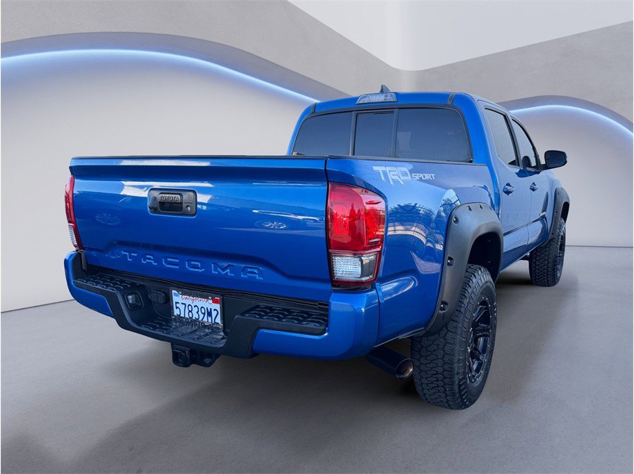 Used 2016 Toyota Tacoma TRD Sport w/ Towing Package RWD image 6