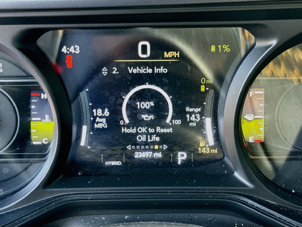 Used 2024 Jeep Wrangler High Altitude AWD/4WD image 13