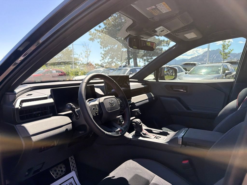 Used 2026 Toyota RAV4 AWD Plug-in Hybrid image 25