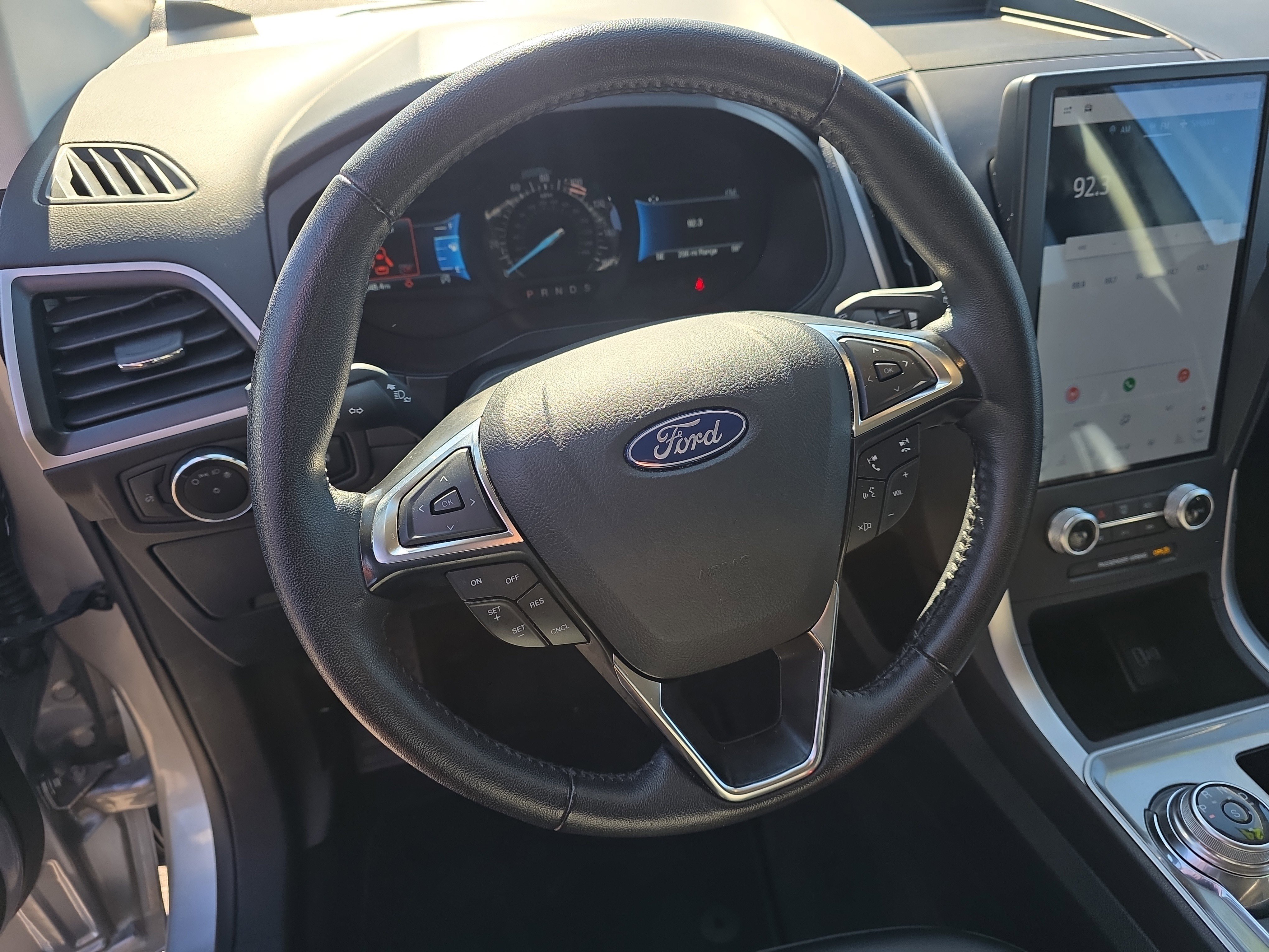 Used 2024 Ford Edge SEL image 18