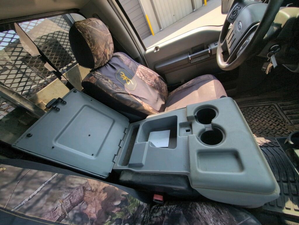 Used 2016 Ford F450 XLT w/ Ambulance Prep Package image 11