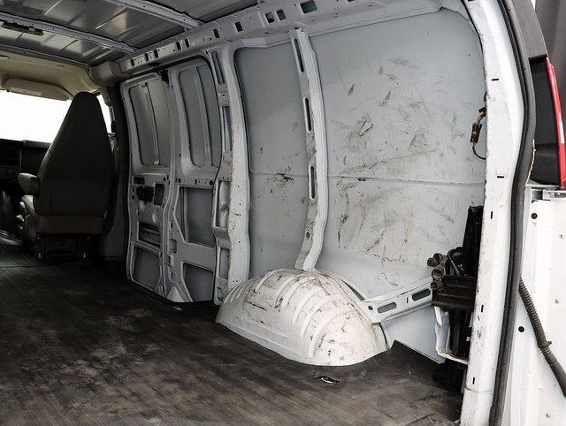 Used 2021 Chevrolet Express 2500 w/ Driver Convenience Package image 22