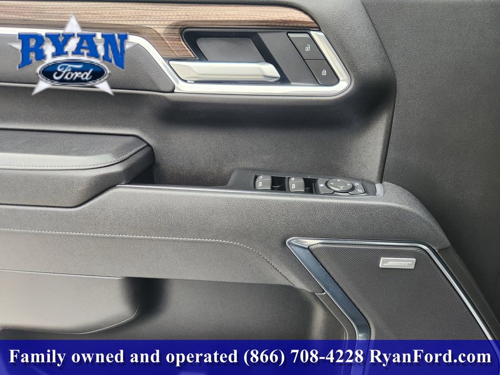 Used 2025 Chevrolet Silverado 1500 LT Trail Boss w/ Convenience Package II image 18