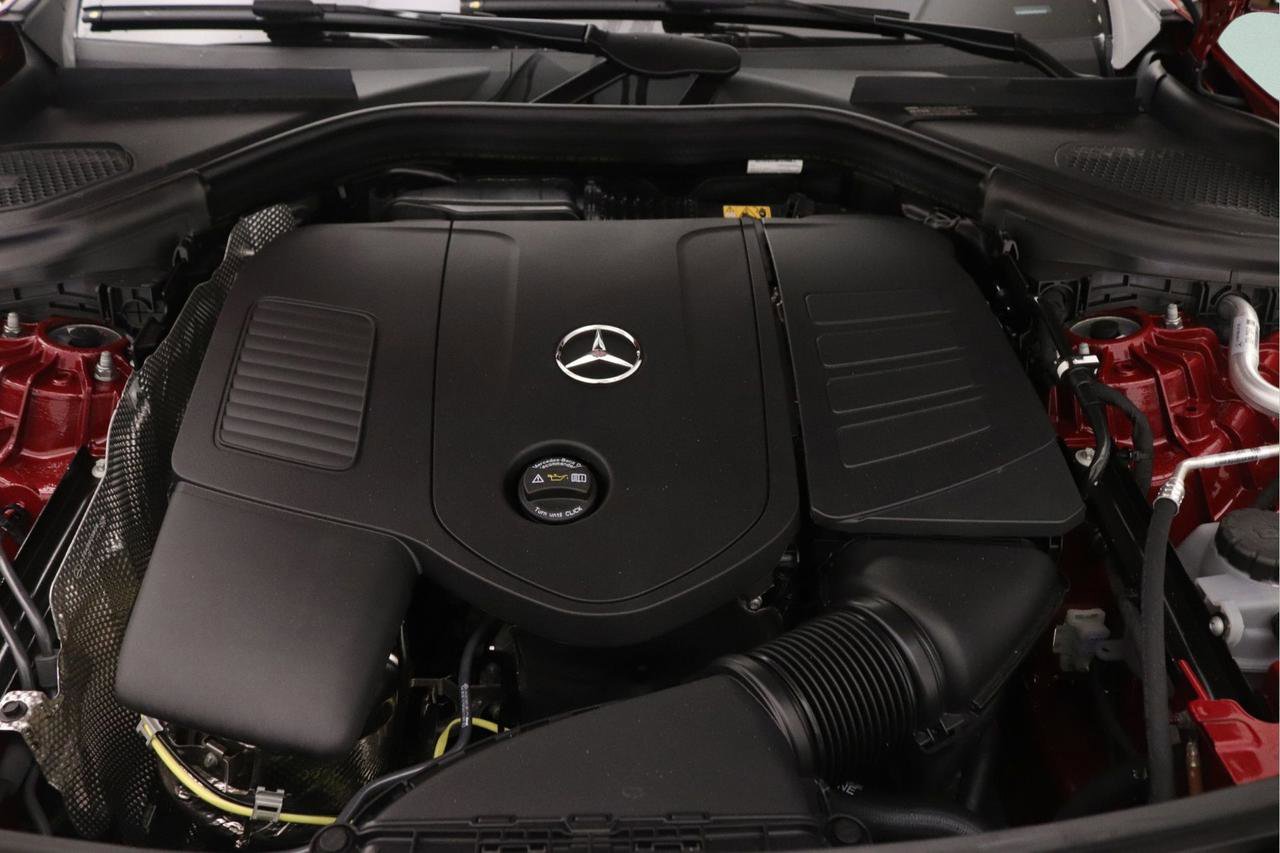 New 2026 Mercedes-Benz GLC 300 image 9