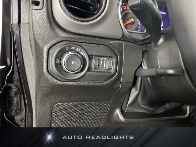 Used 2022 Jeep Wrangler Sport AWD/4WD image 22