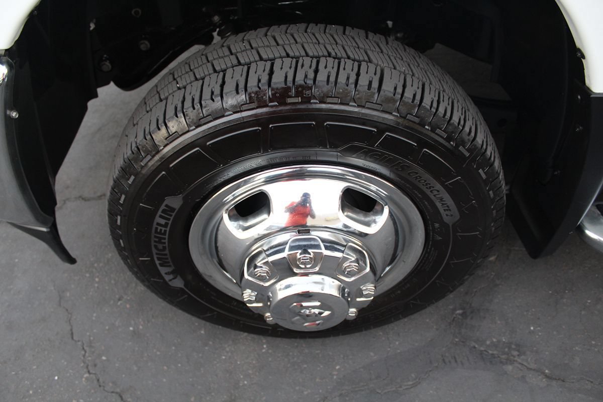 Used 2023 RAM 3500 Big Horn w/ Level 1 Equipment Group AWD/4WD image 11