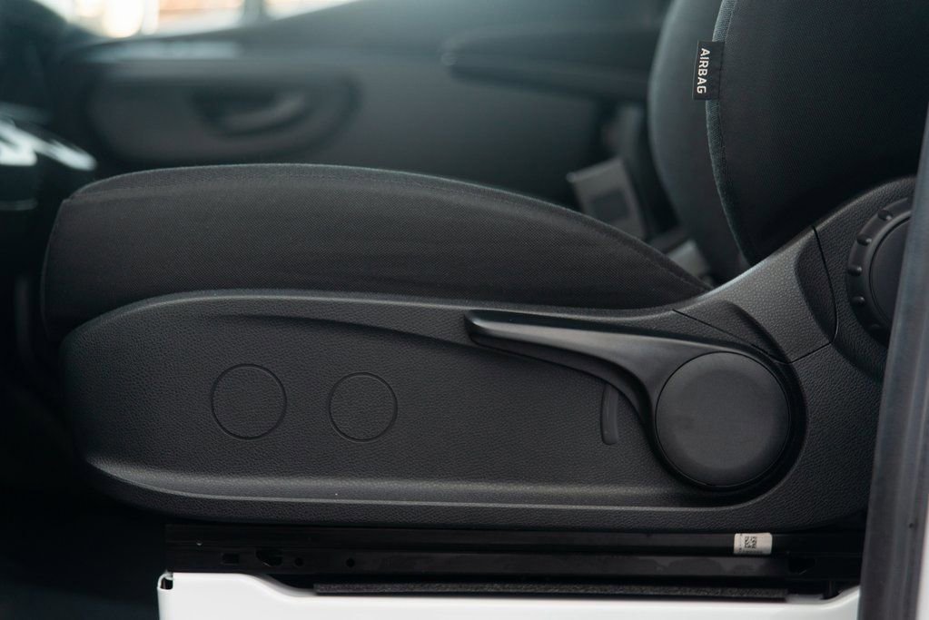 Used 2025 Mercedes-Benz Sprinter 2500 image 27