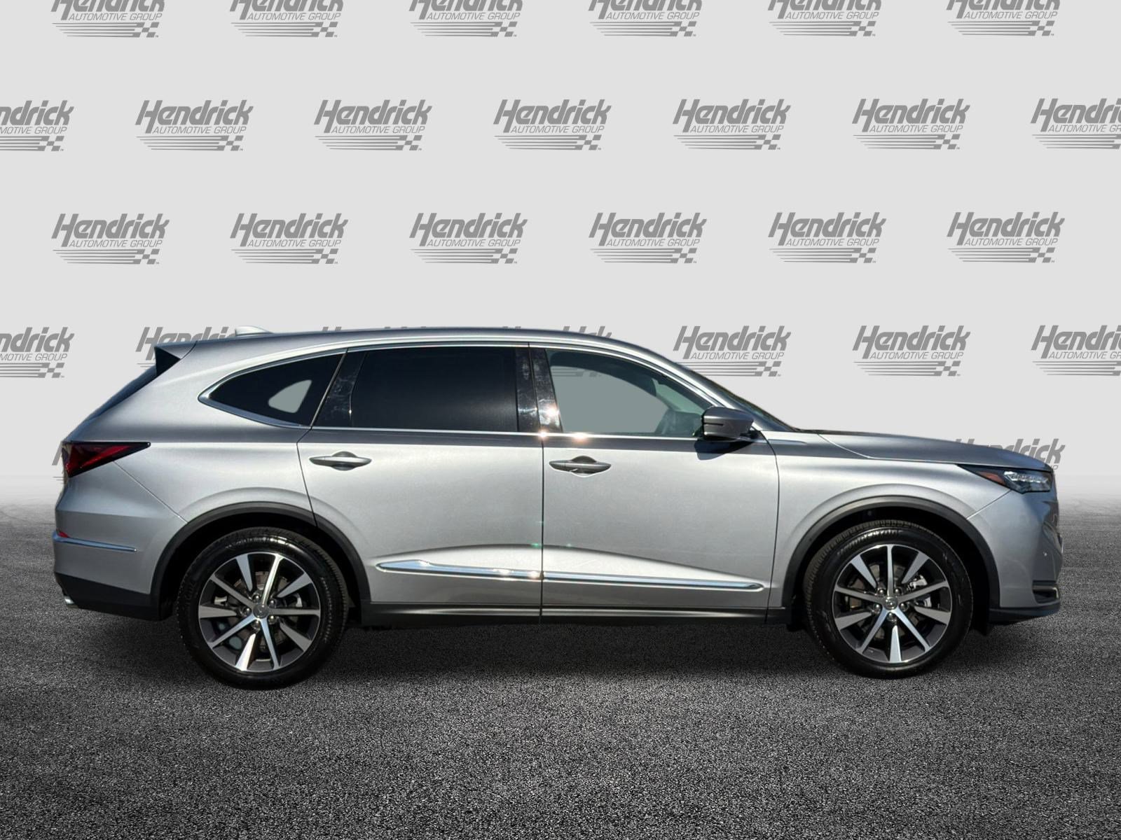 Certified 2025 Acura MDX SH-AWD w/ Technology Package image 3