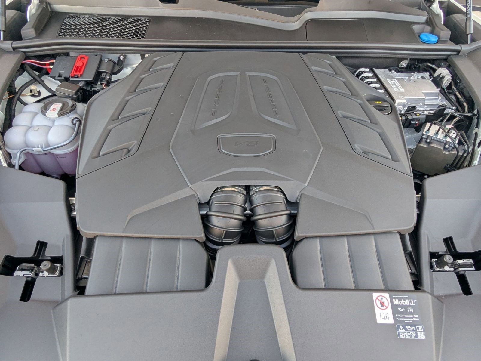 New 2026 Porsche Cayenne S image 28