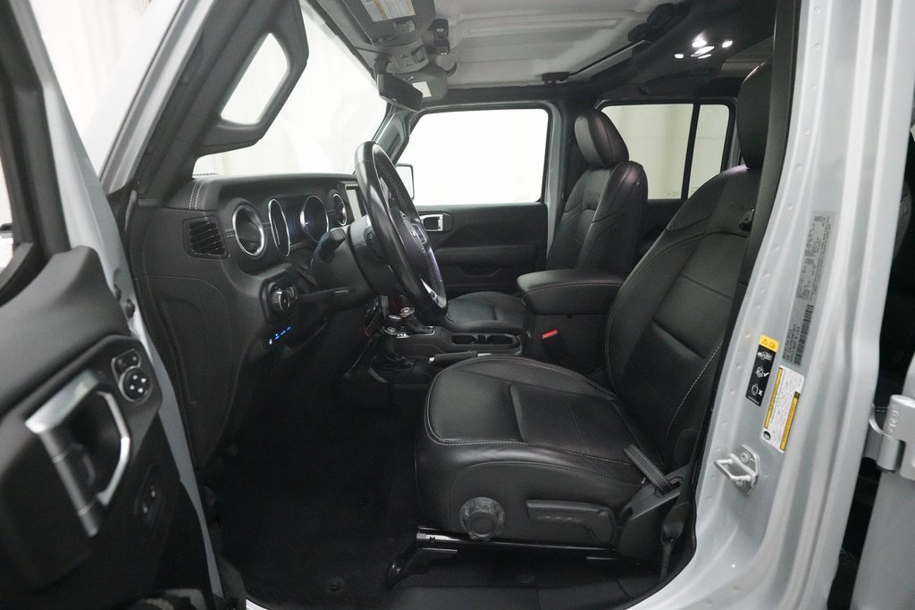 Used 2022 Jeep Wrangler Unlimited Sahara image 7