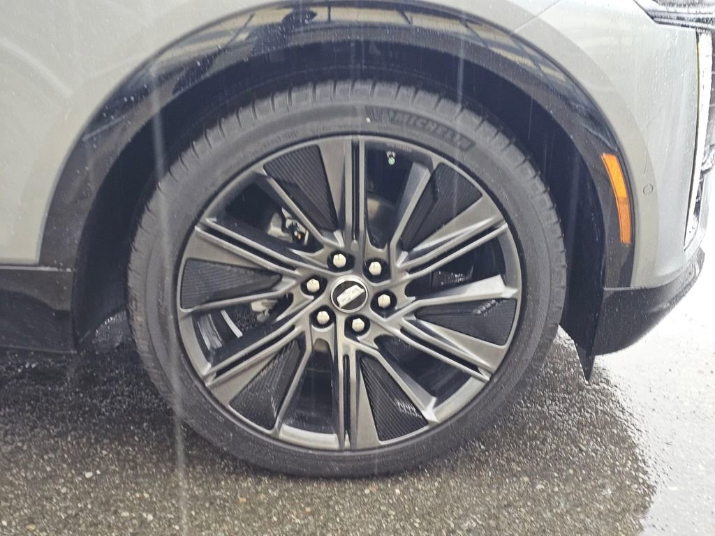 New 2026 Cadillac Lyriq Signature Sport image 9